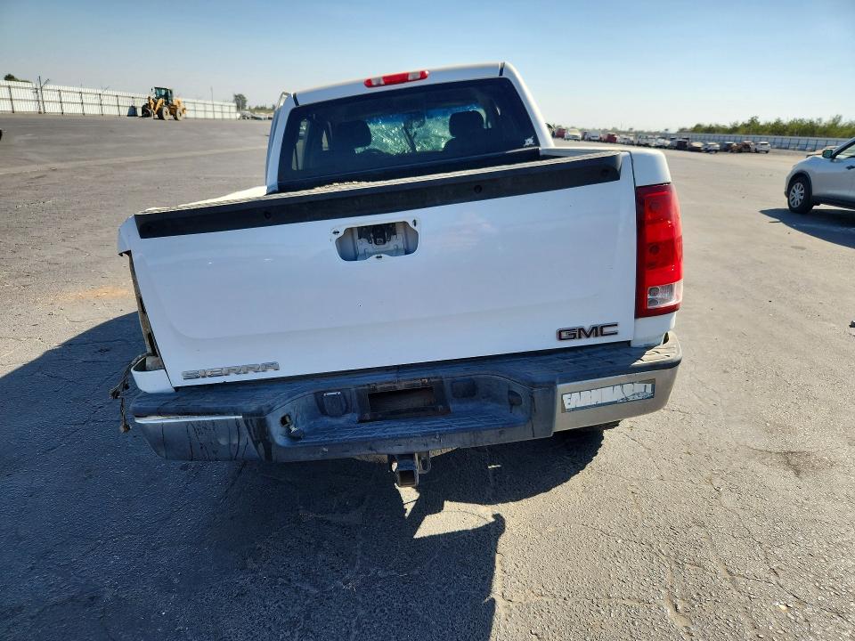 Фото 6 с аукциона – 2008 GMC SIERRA с VIN 2GTEK13C581166445