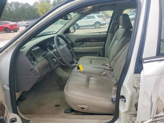 Photo 7 from auction – 2008 STERLING 8X518 with VIN 2MEFM75VX8X645858