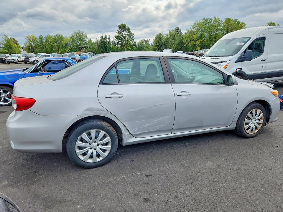 Photo 3 from auction – 2012 TOYOTA COROLLA with VIN 2T1BU4EEXCC831475