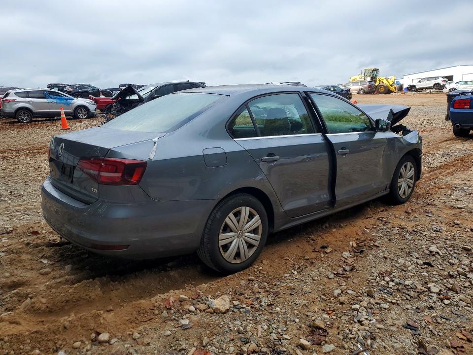 Photo 3 from auction – 2017 VOLKSWAGEN JETTA with VIN 3VW2B7AJ0HM405641