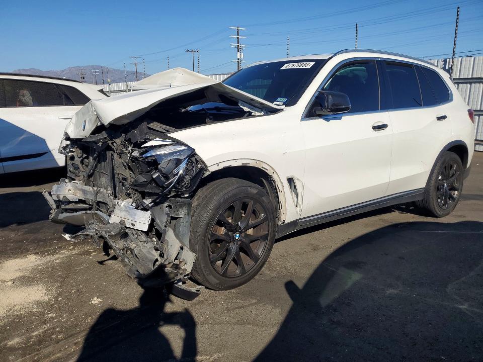 BMW X5 2022 с VIN 5UXCR4C02N9M00505 - Снимка от търг