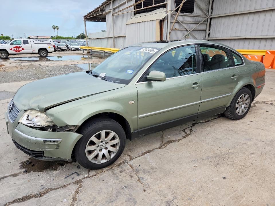 VOLKSWAGEN PASSAT 2001 с VIN WVWPD63B01P102412 - Снимка от търг