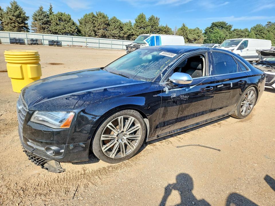 2013 AUDI S8 - Търг №65533056