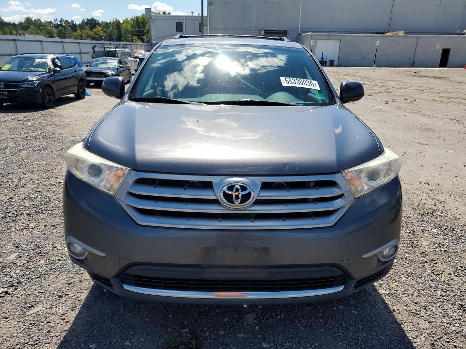 Photo 5 from auction – 2013 TOYOTA HIGHLANDER with VIN 5TDDK3EH0DS258050