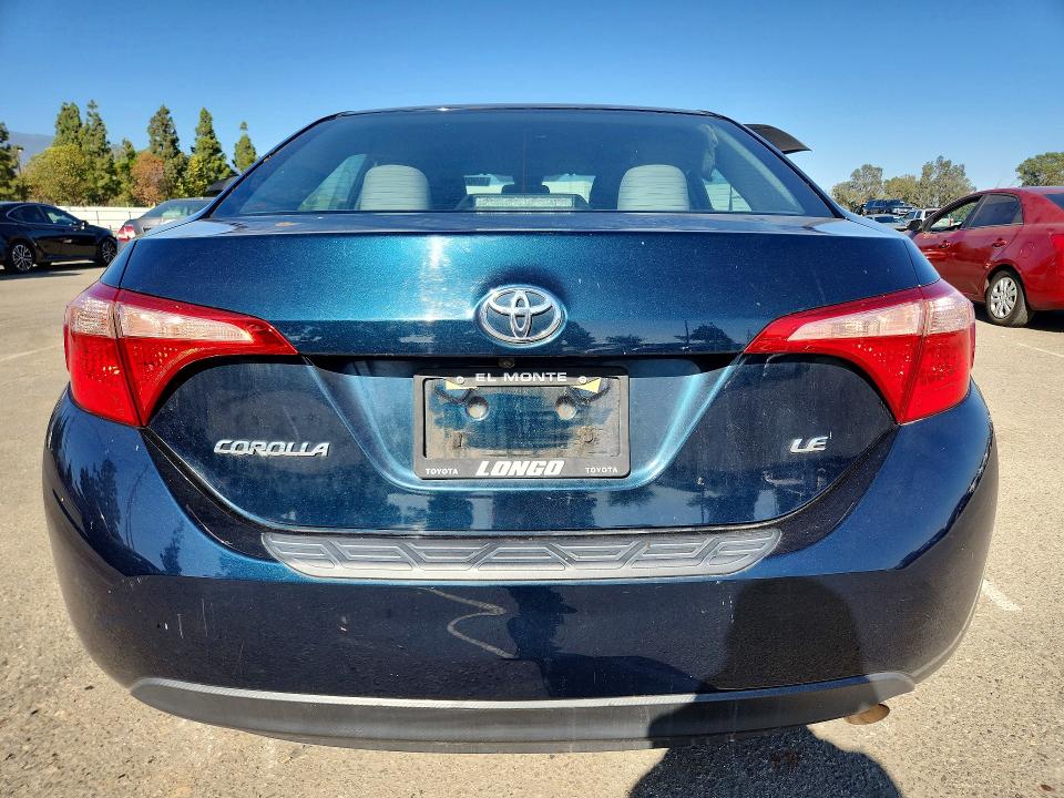 Zdjęcie 6 z aukcji – 2018 TOYOTA COROLLA z VIN 5YFBURHE9JP792268