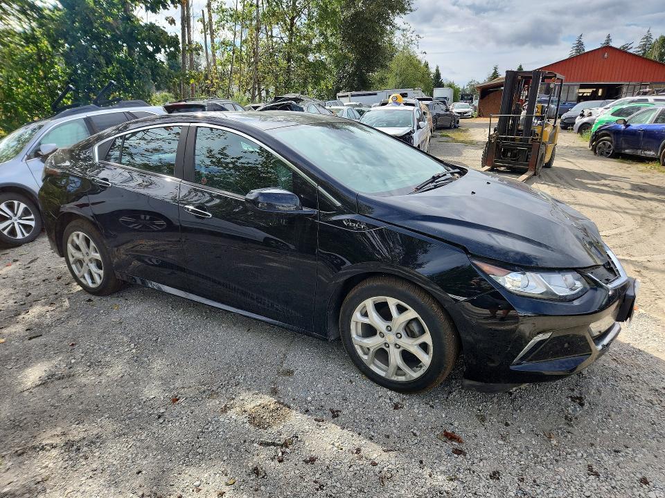 Photo 4 from auction – 2017 CHEVROLET VOLT with VIN 1G1RB6S57HU149807