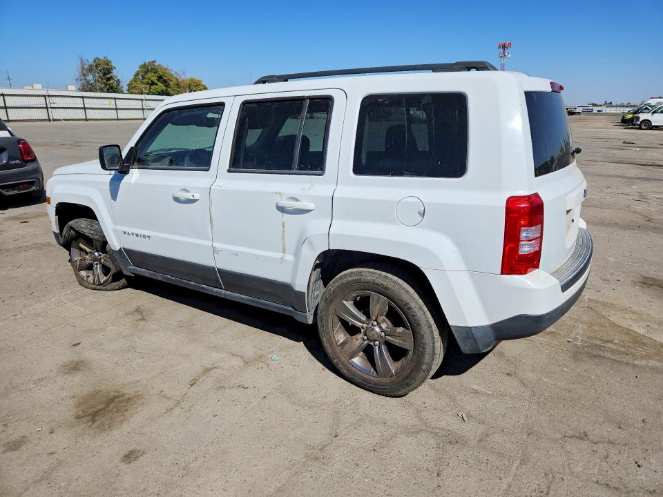 Снимка 2 от търг – 2015 JEEP PATRIOT с VIN 1C4NJPFA0FD296571