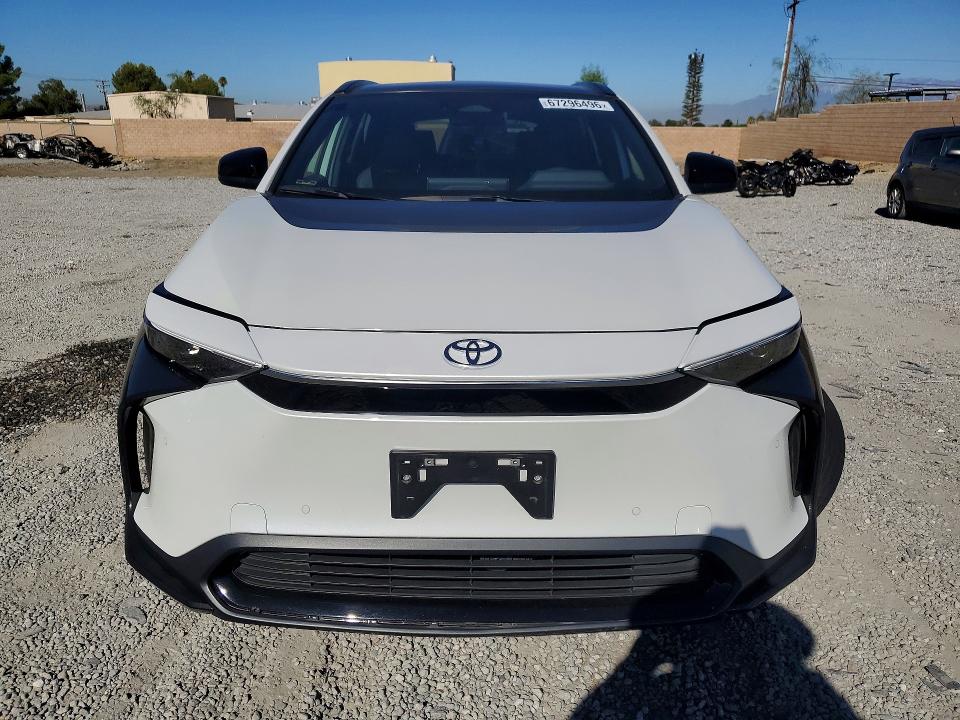 Photo 5 from auction – 2024 TOYOTA BZ4X with VIN JTMAAAAA6RA043084