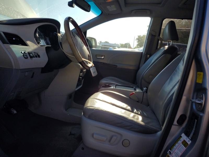 Photo 7 from auction – 2011 TOYOTA SIENNA with VIN 5TDYK3DC9BS097119
