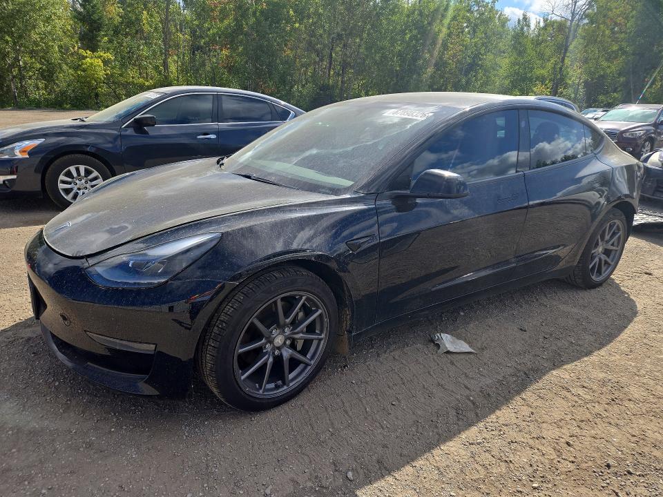 TESLA MODEL 3 2021 с VIN 5YJ3E1EA1MF973031 - Снимка от търг
