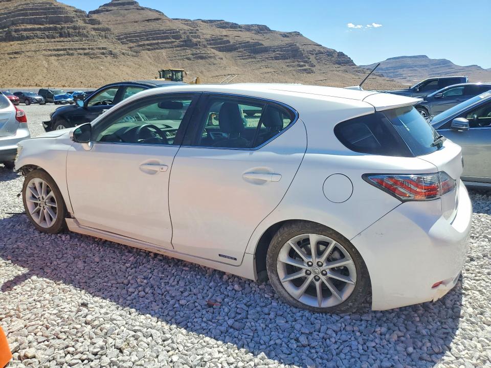 Zdjęcie 2 z aukcji – 2013 LEXUS CT z VIN JTHKD5BH2D2156031
