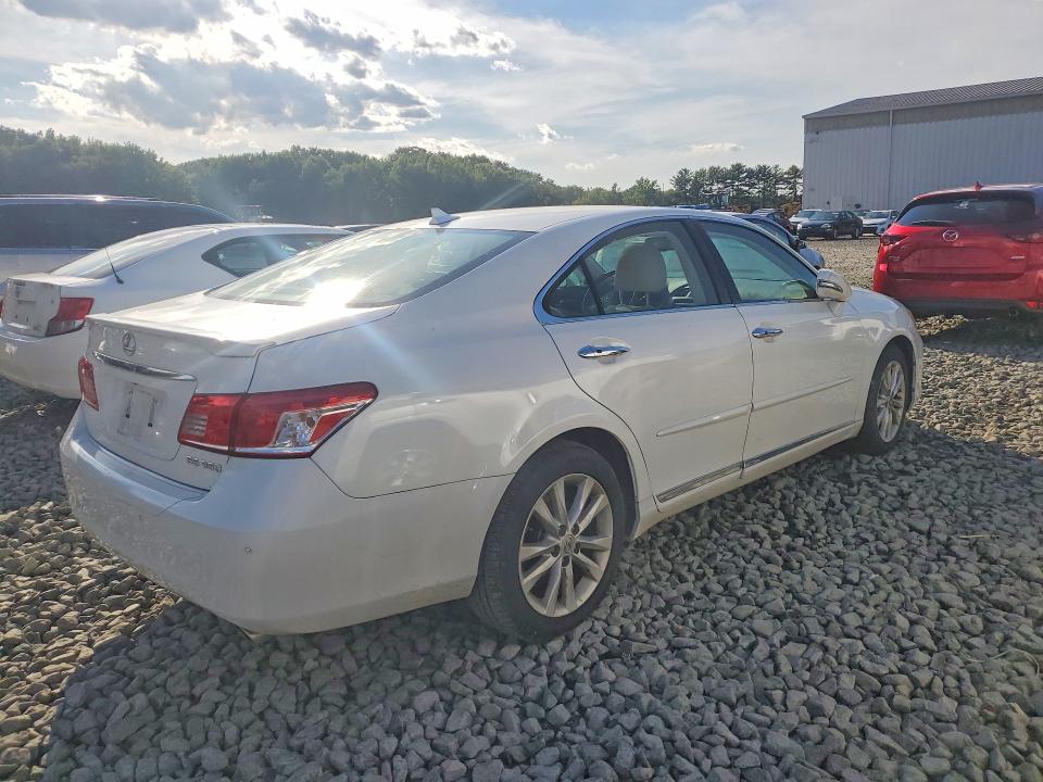 Photo 3 from auction – 2011 LEXUS ES with VIN JTHBK1EG6B2469565