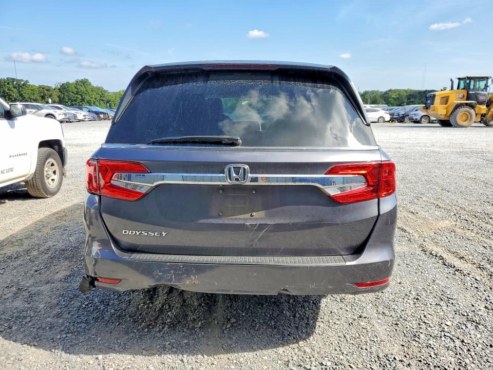 Photo 6 from auction – 2018 HONDA ODYSSEY with VIN 5FNRL6H28JB086720