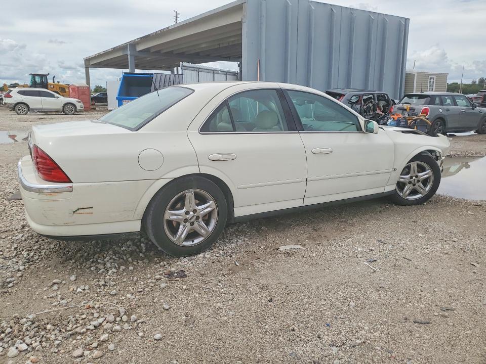 Photo 3 from auction – 2002 LINCOLN LS with VIN 1LNHM87A02Y622456