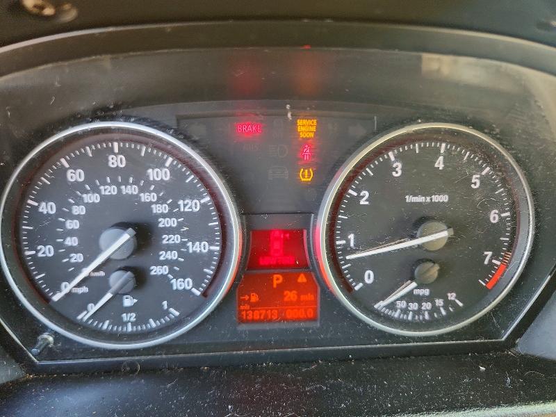 Photo 9 from auction – 2014 BMW X1 with VIN WBAVM1C52EVW51967
