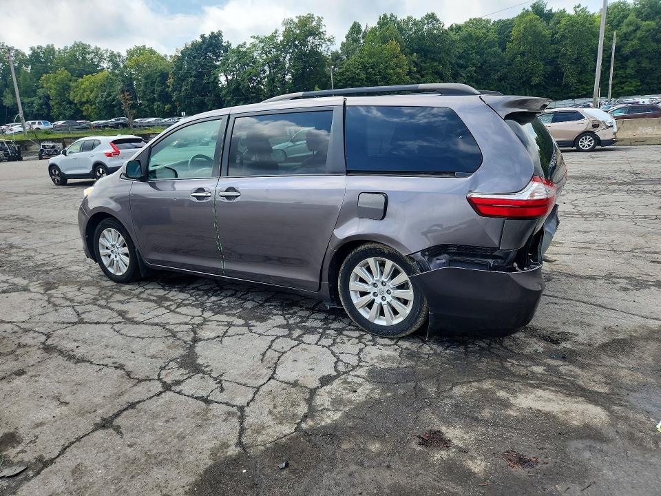 Photo 2 from auction – 2015 TOYOTA SIENNA with VIN 5TDDK3DC8FS125884