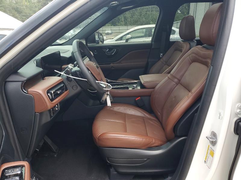 Снимка 7 от търг – 2025 LINCOLN AVIATOR с VIN 5LM5J7WCXSGL32821