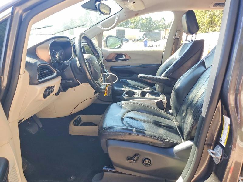 Photo 7 from auction – 2018 CHRYSLER PACIFICA with VIN 2C4RC1BG1JR142900