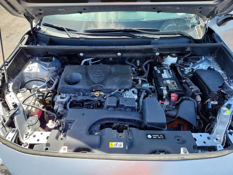 Photo 12 from auction – 2025 TOYOTA RAV4 with VIN 2T3W1RFV6SC329820