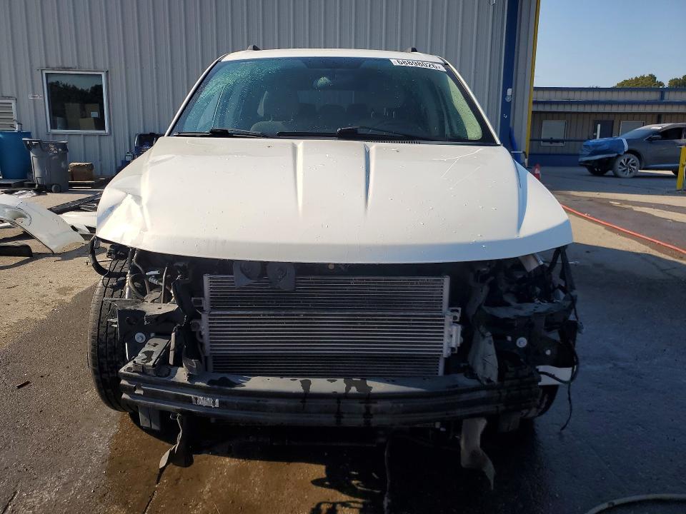 Photo 5 from auction – 2017 DODGE JOURNEY with VIN 3C4PDCBG6HT511225