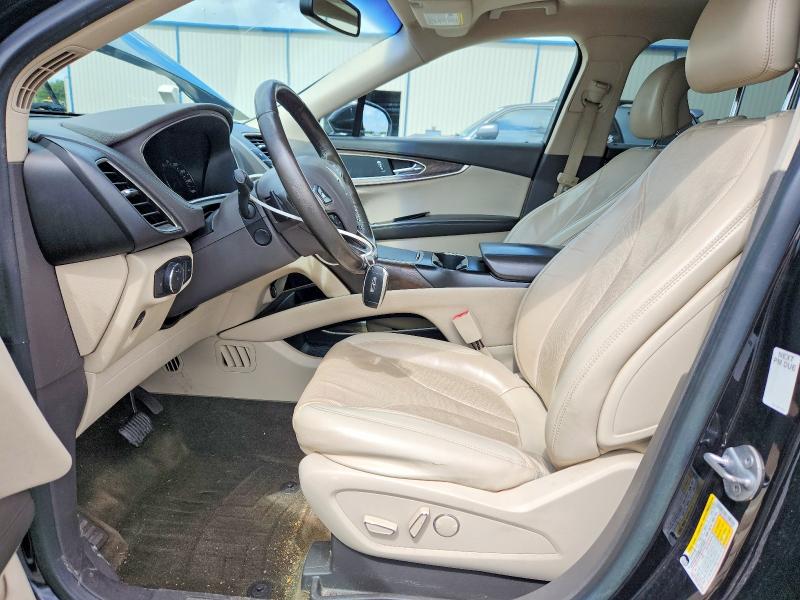 Photo 7 from auction – 2018 LINCOLN MKX with VIN 2LMPJ6LR8JBL41087