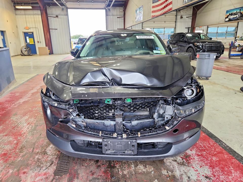 Photo 5 from auction – 2023 MAZDA CX-30 with VIN 3MVDMBDM4PM518214