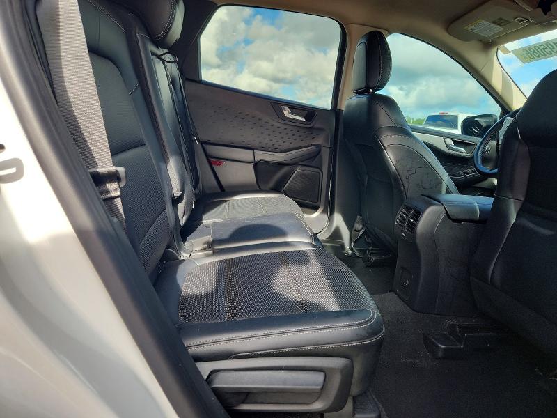 صورة رقم 11 من المزاد - 2020 FORD ESCAPE مع VIN 1FMCU0H67LUC62472