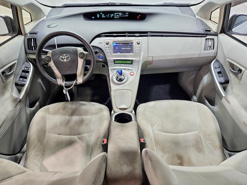 Photo 8 from auction – 2015 TOYOTA PRIUS with VIN JTDKN3DU1F0427477
