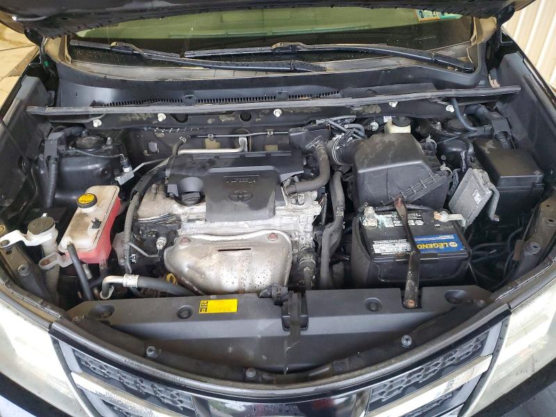 Снимка 12 от търг – 2015 TOYOTA RAV4 с VIN 2T3RFREV3FW305950