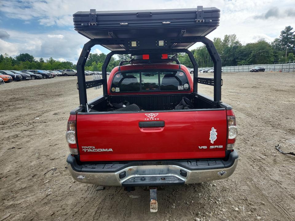Photo 6 from auction – 2015 TOYOTA TACOMA with VIN 3TMLU4EN2FM167771