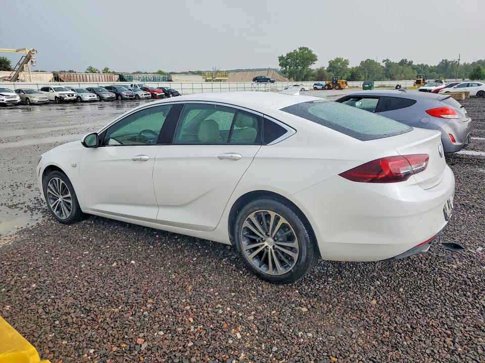 Photo 2 from auction – 2020 BUICK REGAL with VIN W04GP6SXXL1001544