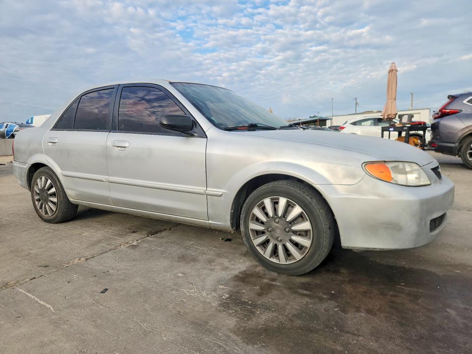 Photo 4 from auction – 2001 MAZDA PROTEGE with VIN JM1BJ225810430743