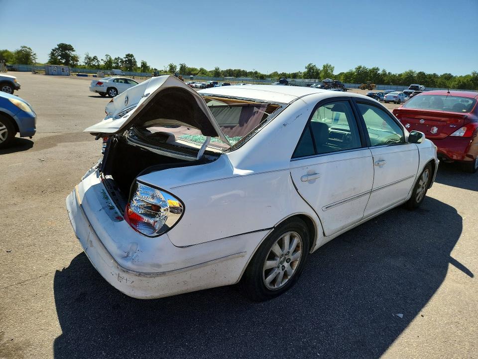 Photo 3 from auction – 2002 TOYOTA CAMRY with VIN 4T1BF30K82U005092