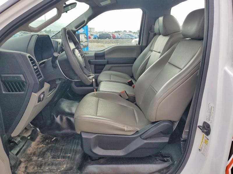 Zdjęcie 7 z aukcji – 2016 FORD F150 z VIN 1FTMF1CF7GKE50183