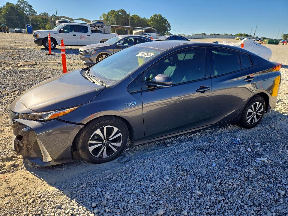 TOYOTA PRIUS PRIME 2018 с VIN JTDKARFP0J3083198 - Снимка от търг