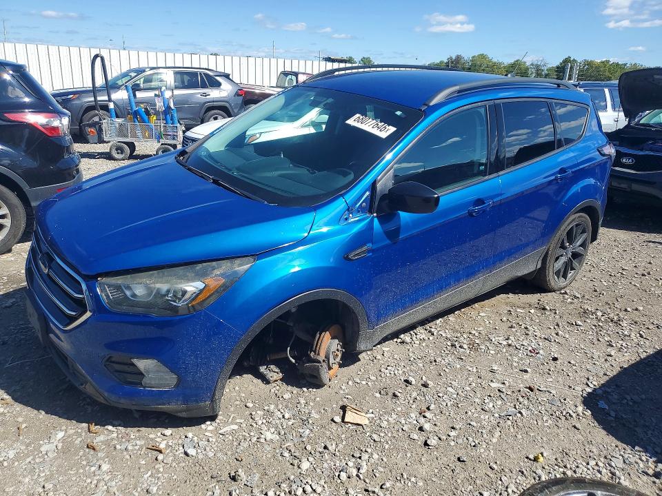 FORD ESCAPE 2017 مع رقم تعريف المركبة 1FMCU0GD6HUE92107 - صورة من المزاد