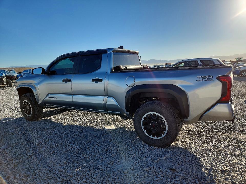 Photo 2 from auction – 2025 TOYOTA TACOMA with VIN 3TMLB5JN0SM097358