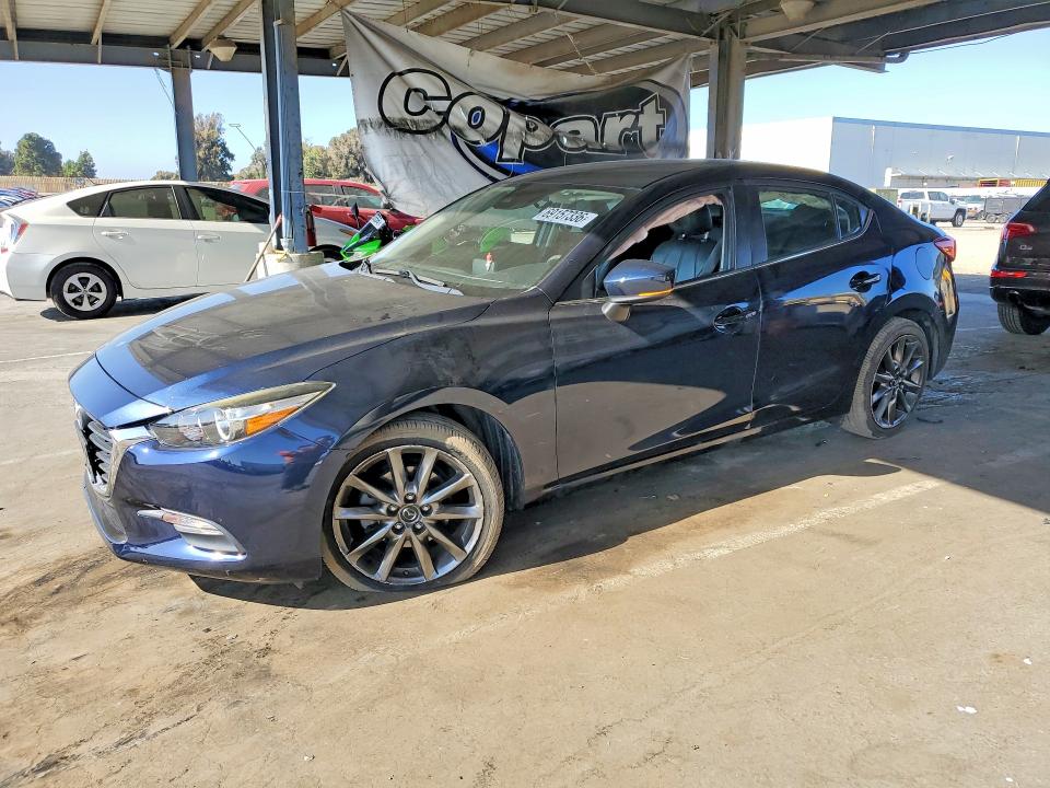 MAZDA 3 2018 with VIN 3MZBN1V33JM191380 - Photo from auction