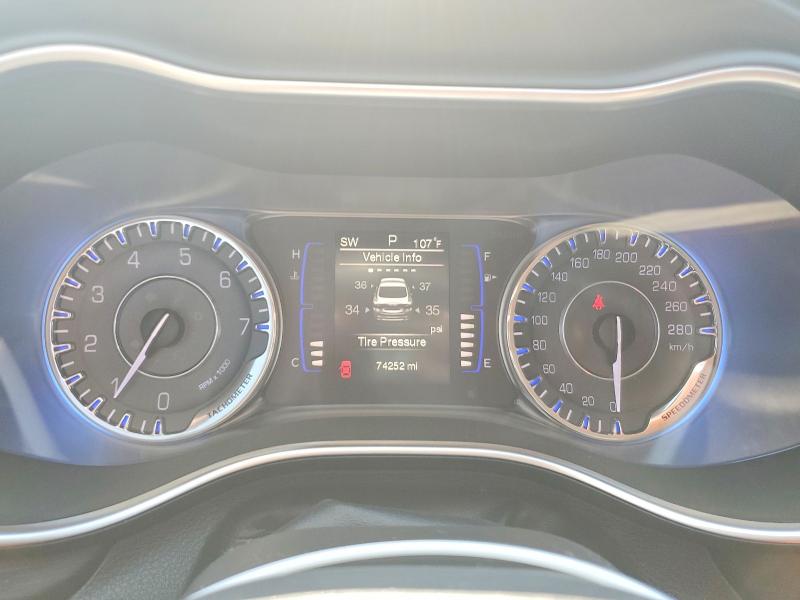 Photo 9 from auction – 2015 CHRYSLER 200 with VIN 1C3CCCAB2FN726903