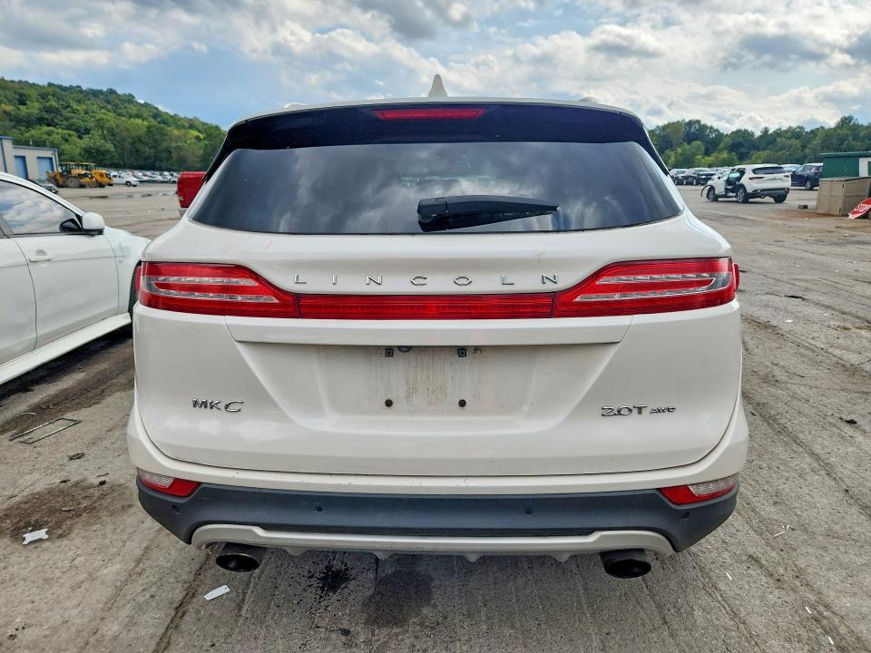 Photo 6 from auction – 2017 LINCOLN MKC with VIN 5LMCJ1D99HUL61281