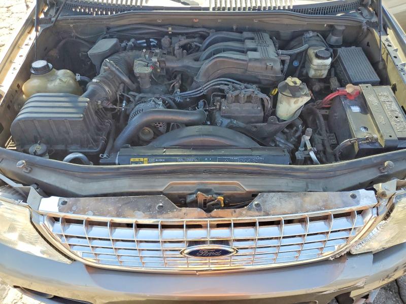Photo 12 from auction – 2005 FORD EXPLORER with VIN 1FMZU63E05ZA29339