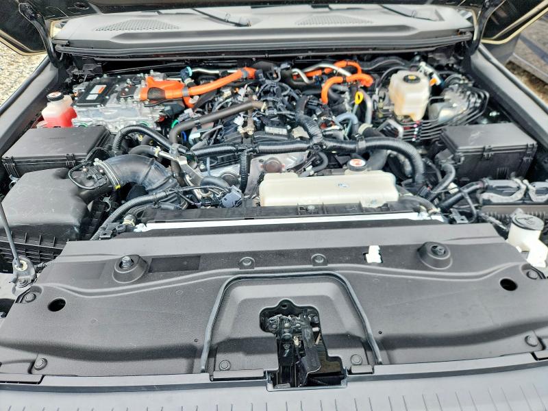 Photo 11 from auction – 2025 TOYOTA LAND CRUISER with VIN JTEABFAJ4SK047804