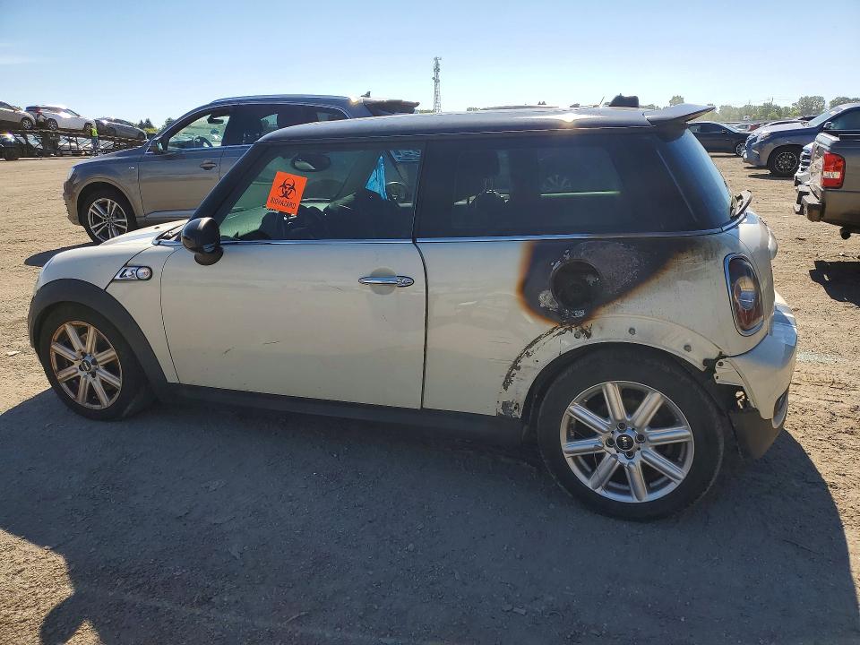 Photo 2 from auction – 2012 MINI COOPER with VIN WMWSV3C57CTY18618