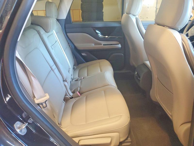 Photo 11 from auction – 2023 LINCOLN CORSAIR with VIN 5LMCJ1DA2PUL16353