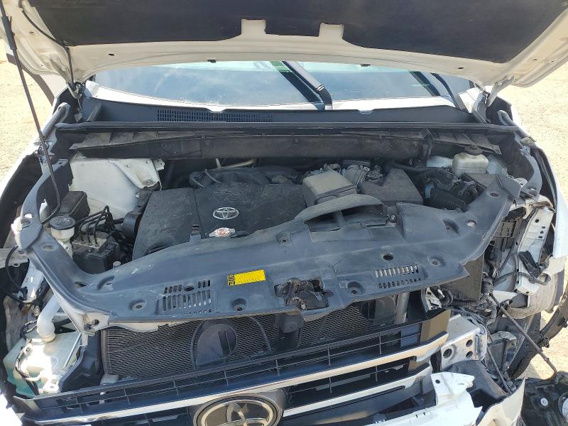 Photo 11 from auction – 2019 TOYOTA HIGHLANDER with VIN 5TDYZRFH2KS292390