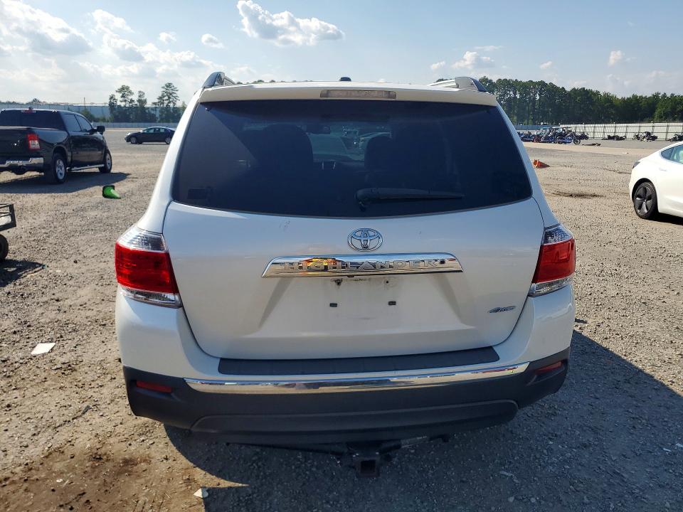 Photo 6 from auction – 2013 TOYOTA HIGHLANDER with VIN 5TDDK3EH0DS240969