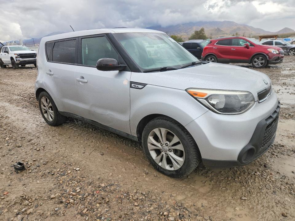 Photo 4 from auction – 2015 KIA SOUL with VIN KNDJP3A59F7772928