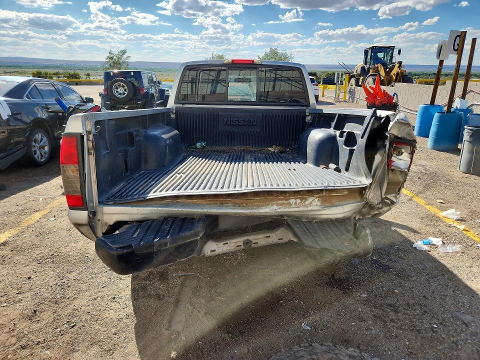Photo 6 from auction – 2002 NISSAN FRONTIER with VIN 1N6ED26Y32C342608