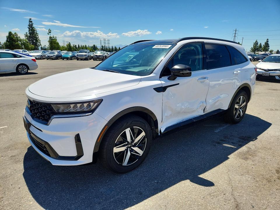 Photo 1 from auction – 2021 KIA SORENTO with VIN 5XYRL4LC2MG067405