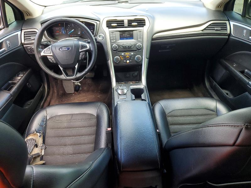 Photo 8 from auction – 2017 FORD FUSION with VIN 3FA6P0LU6HR300082